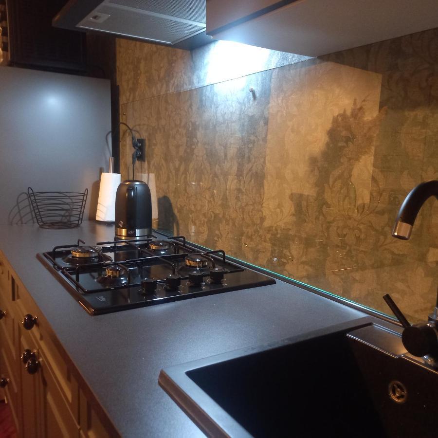 Apartament W Starej Szkole Apartment Srebrna Gora Luaran gambar